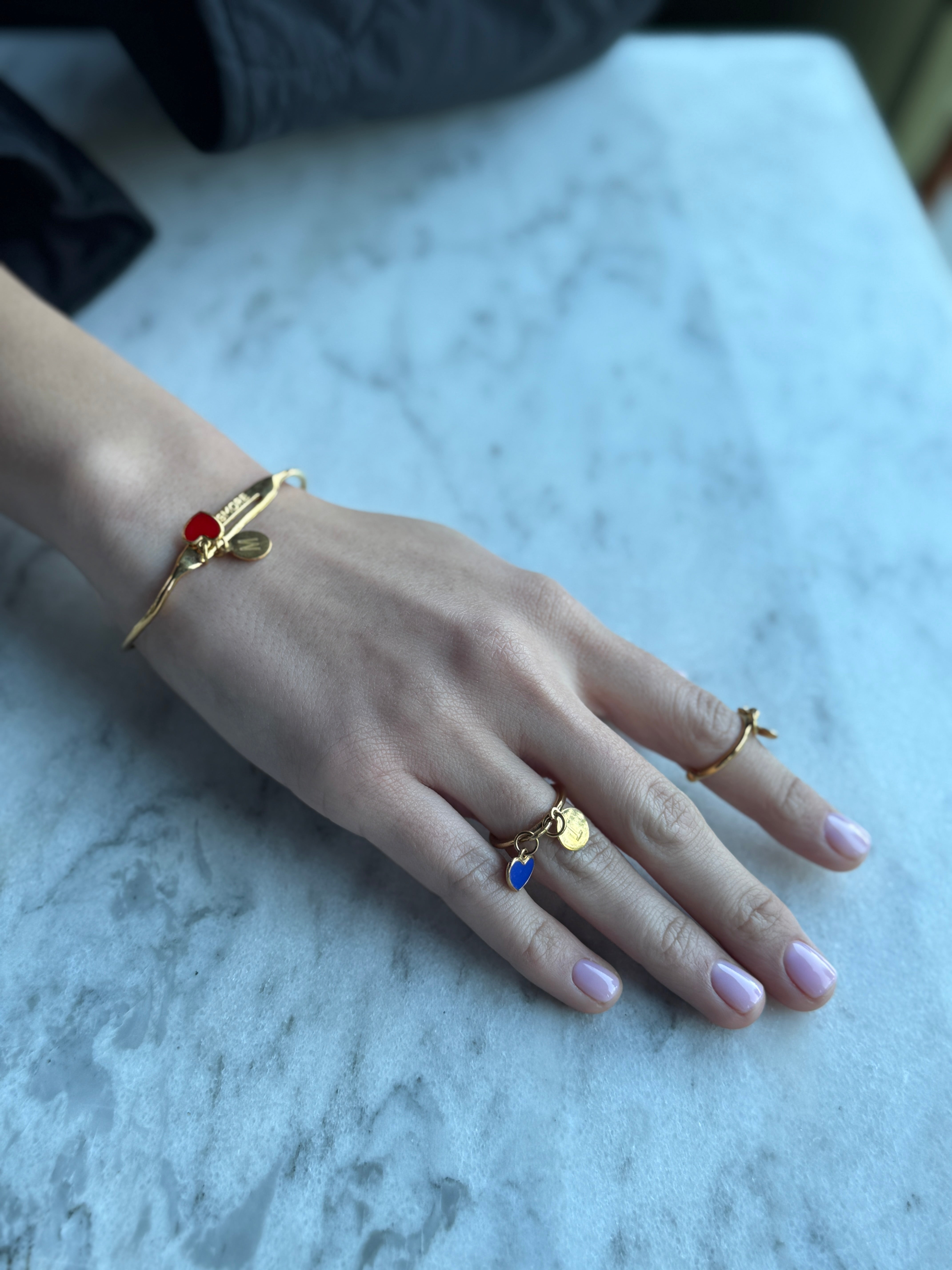 Ring Insignia