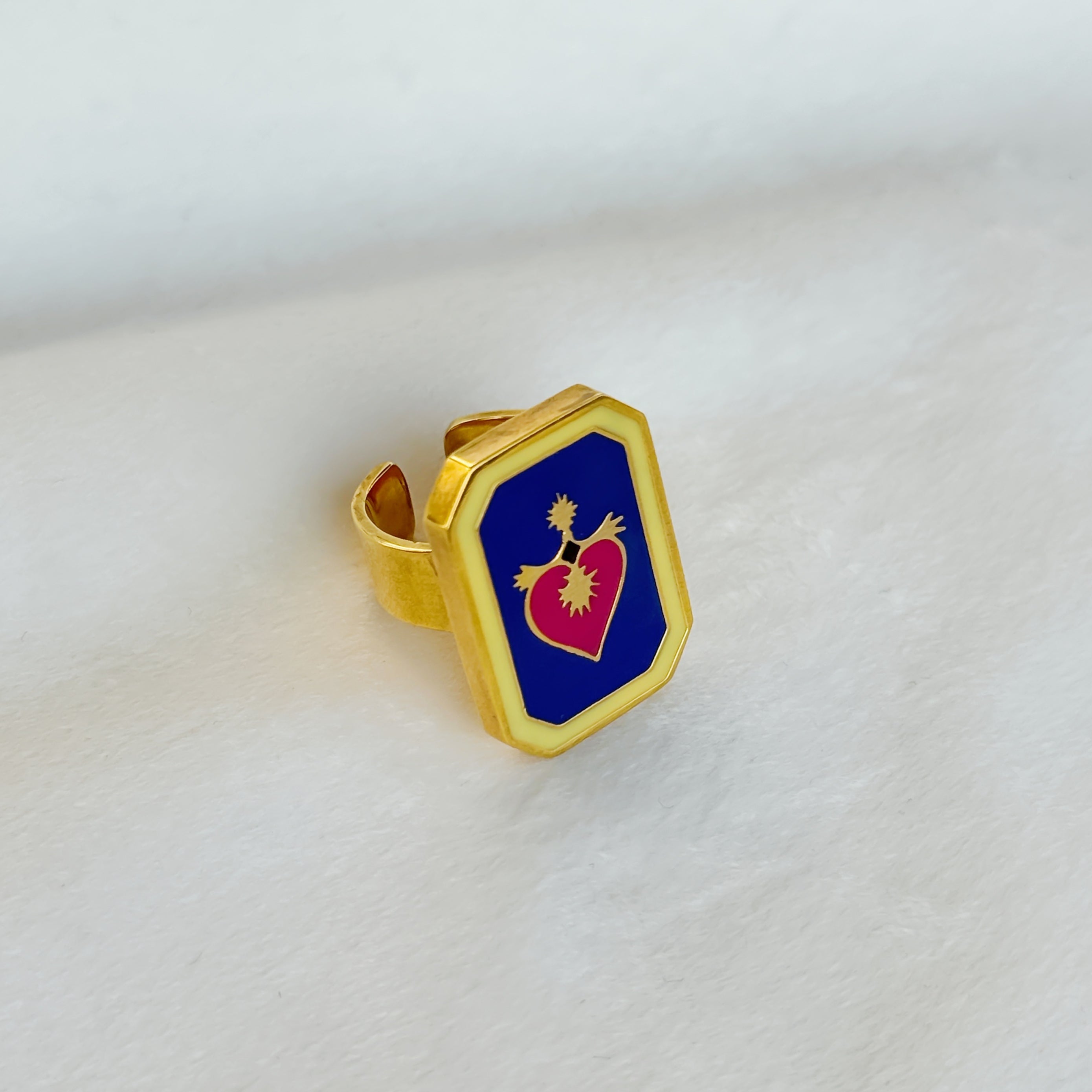 Ring Acron